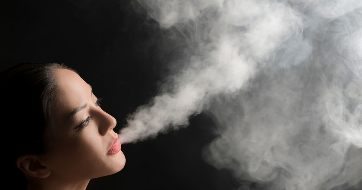 VAPE NA ADOLESCÊNCIA: O QUE DEVEMOS SABER?