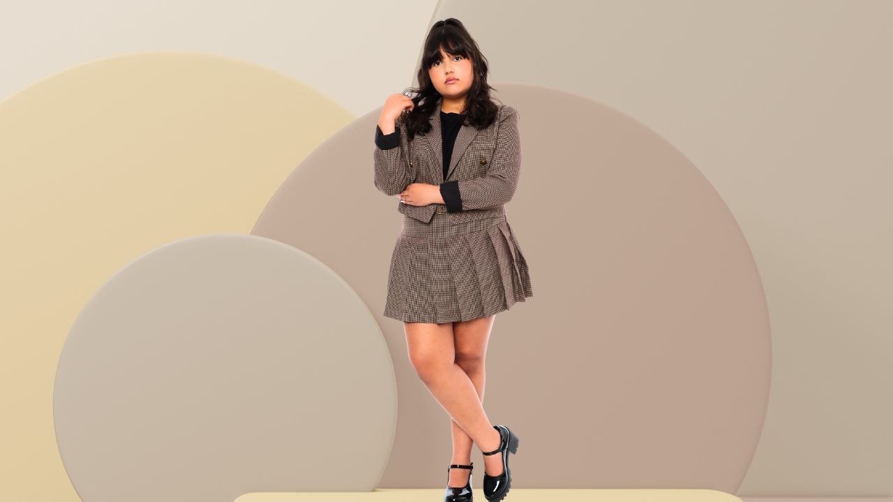 Jhulya Ordoens: Uma Miss Teen Que Encanta Dentro e Fora das Passarelas